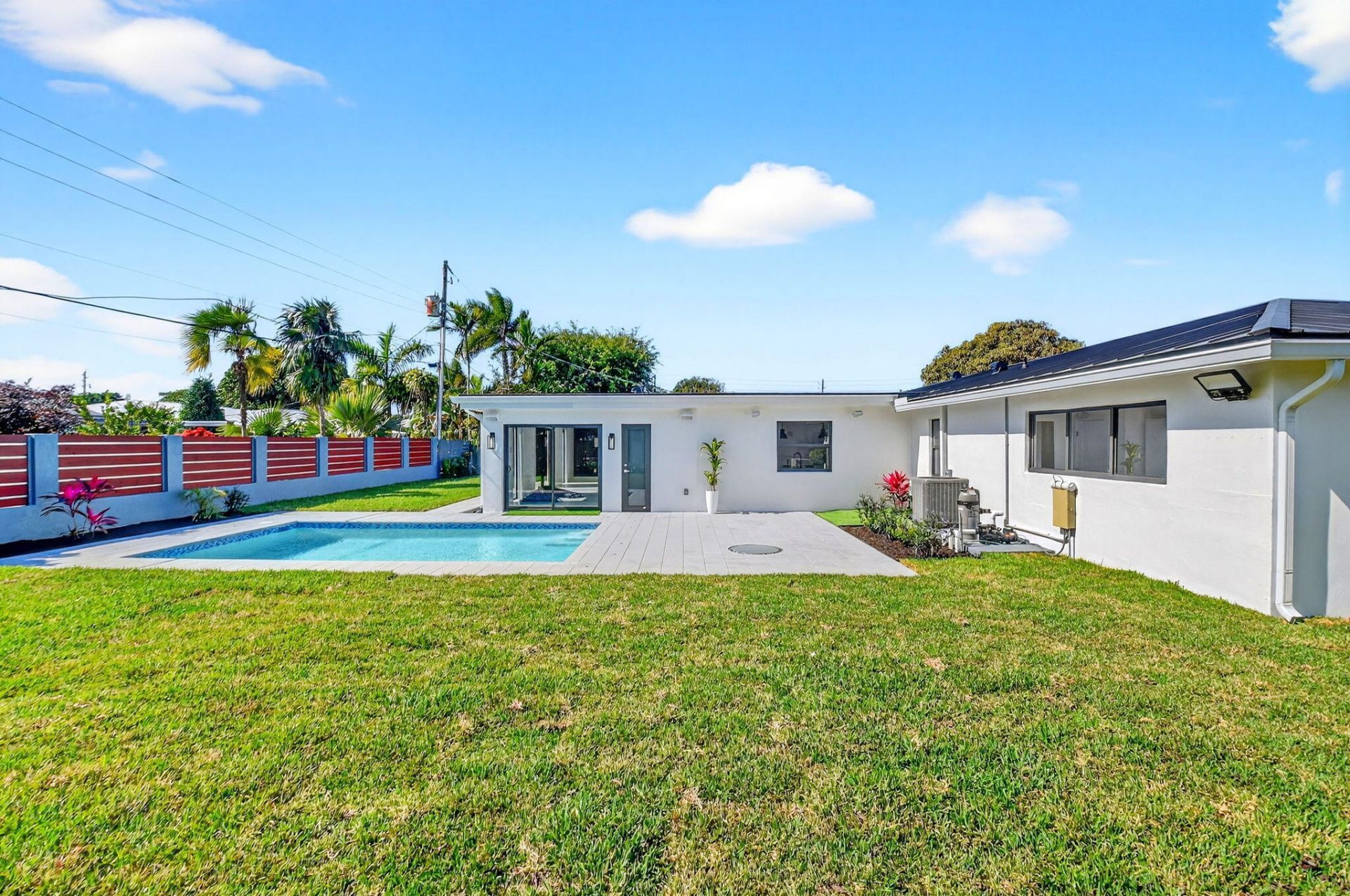 1410 N Beta Ct Court N, Lake Clarke Shores, FL 33406 Photo
