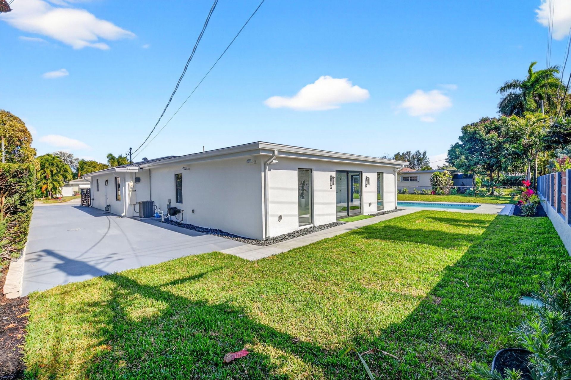 1410 N Beta Ct Court N, Lake Clarke Shores, FL 33406 Photo