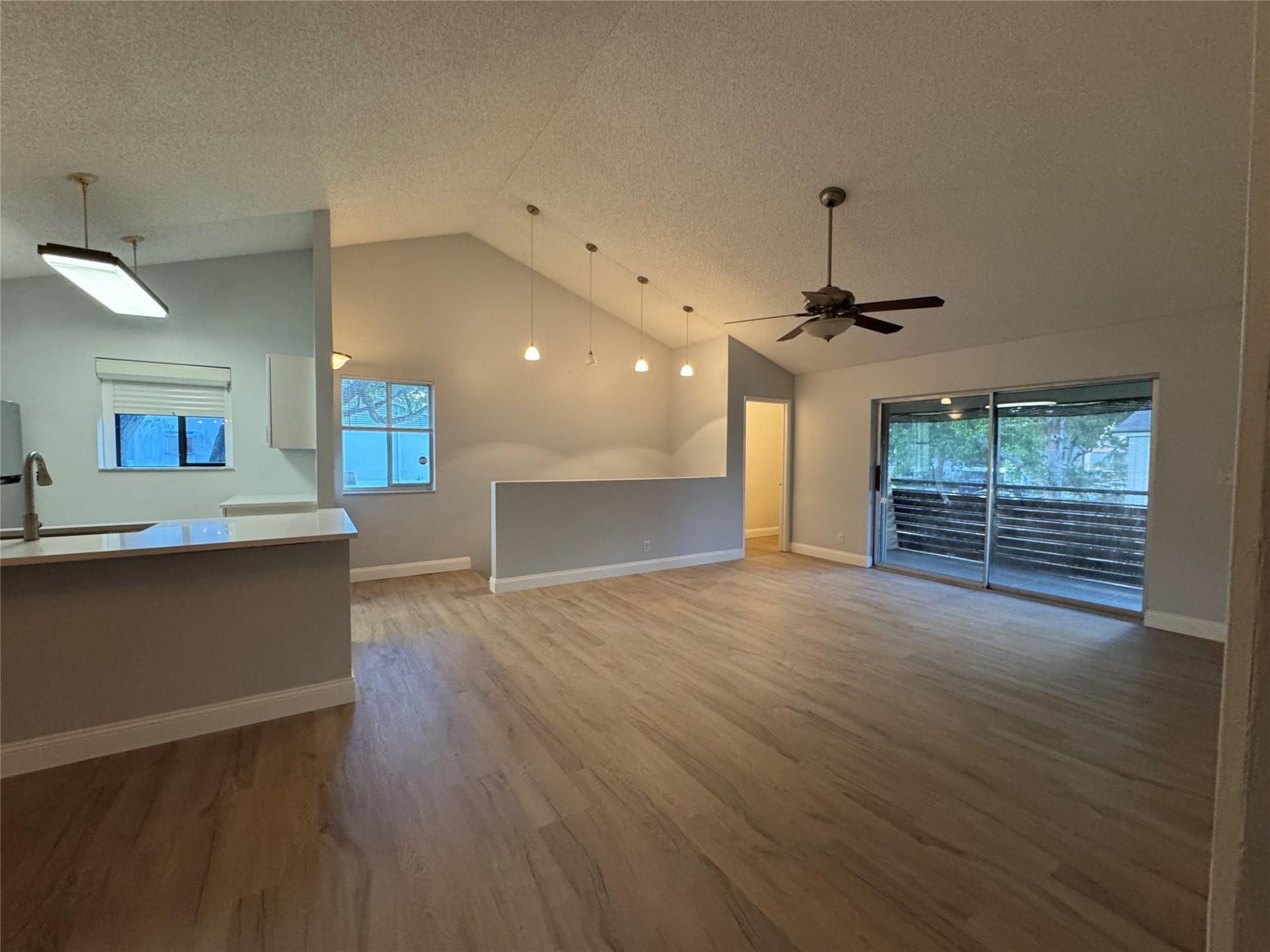 606 Gardens Drive, Pompano Beach, FL 33069 Photo