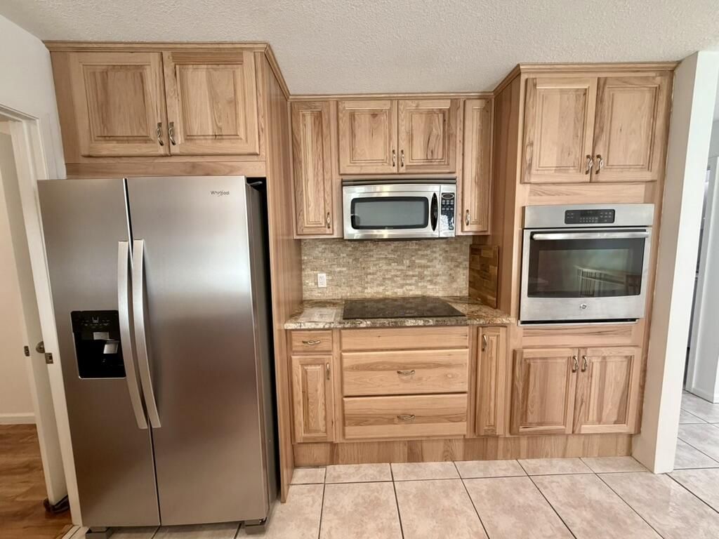 147 Sunflower Circle, Royal Palm Beach, FL 33411 Photo