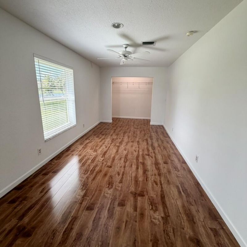 147 Sunflower Circle, Royal Palm Beach, FL 33411 Photo