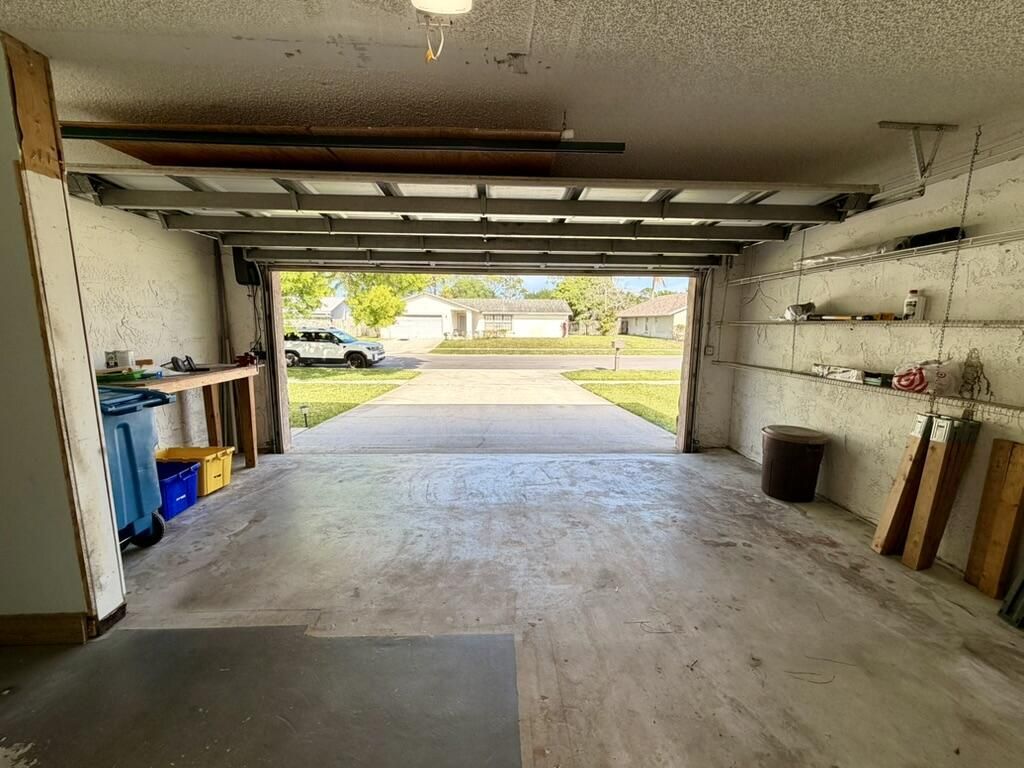 147 Sunflower Circle, Royal Palm Beach, FL 33411 Photo