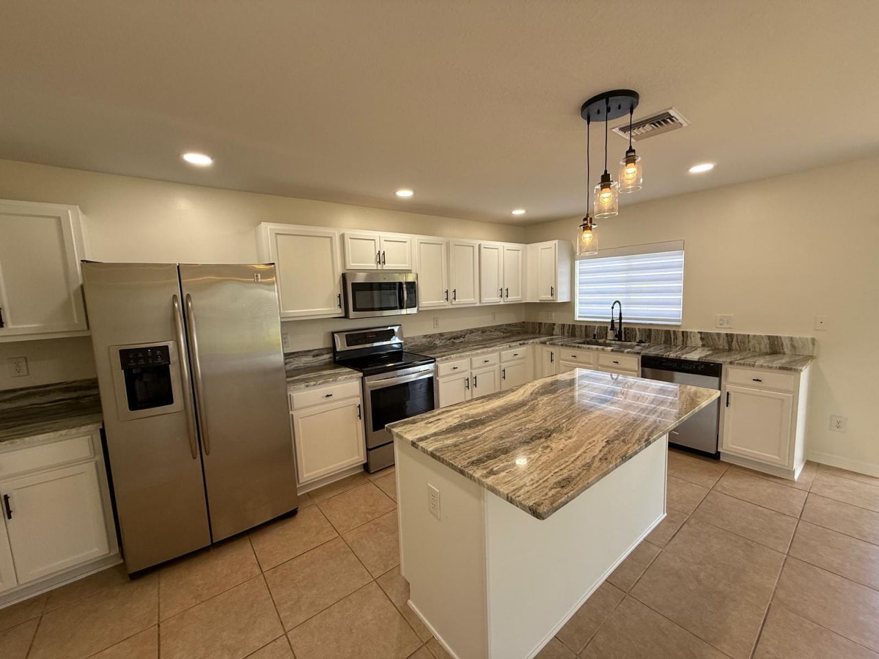 18168 Horizon View Boulevard, Lehigh Acres, FL 33972 Photo