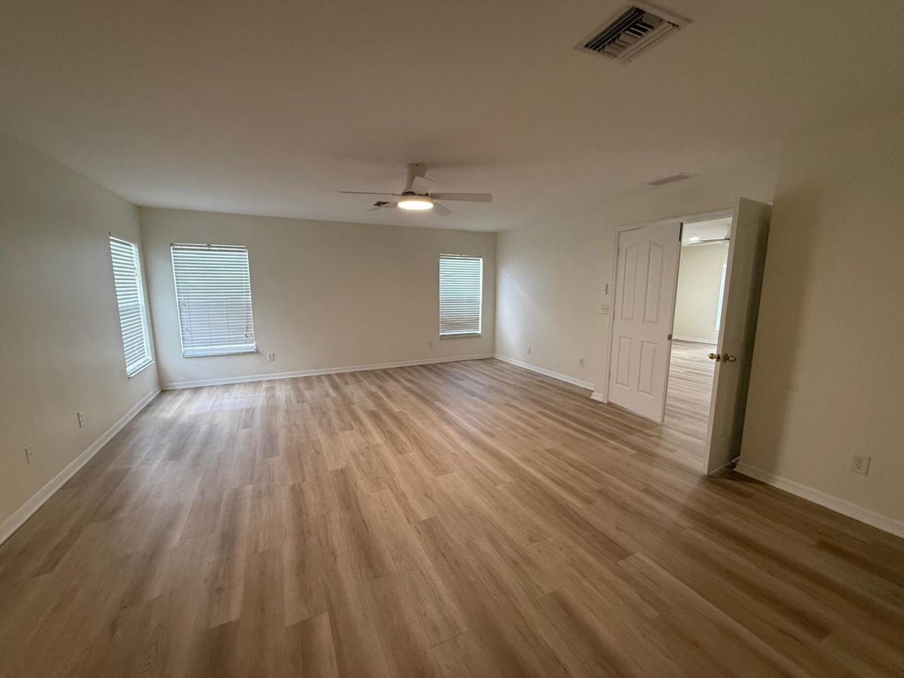 18168 Horizon View Boulevard, Lehigh Acres, FL 33972 Photo