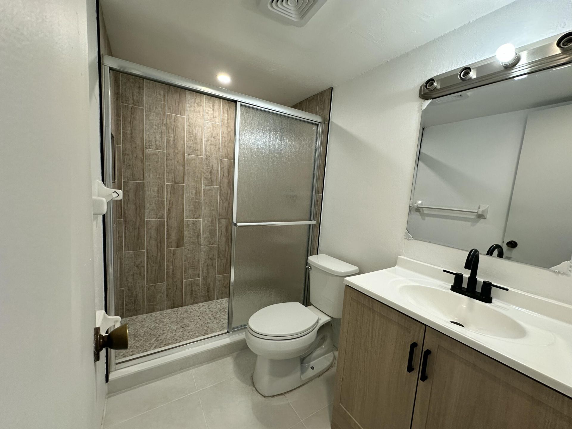 555 Purdy Lane, Unit 306, Palm Springs, FL 33461 Photo