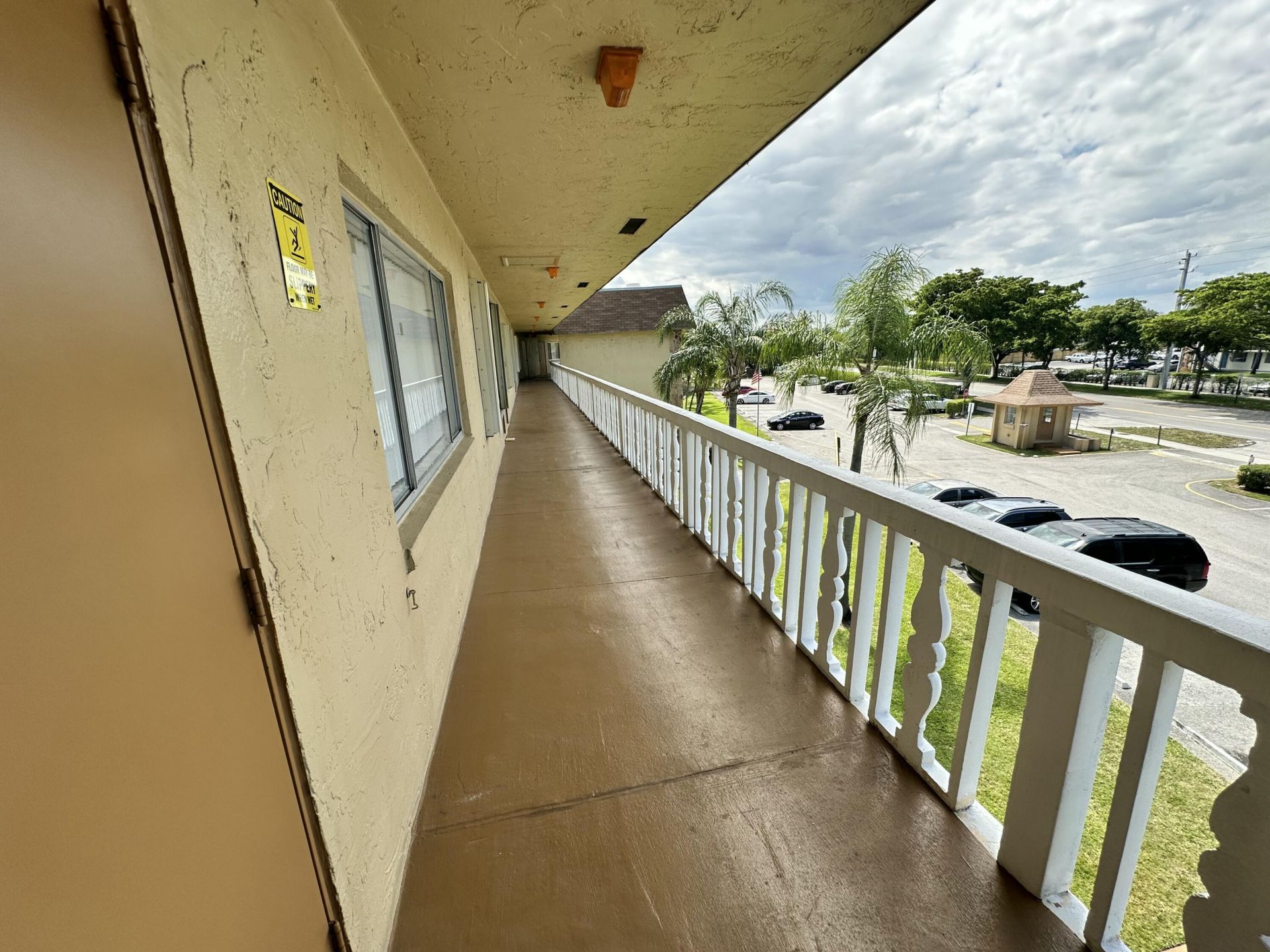 555 Purdy Lane, Unit 306, Palm Springs, FL 33461 Photo