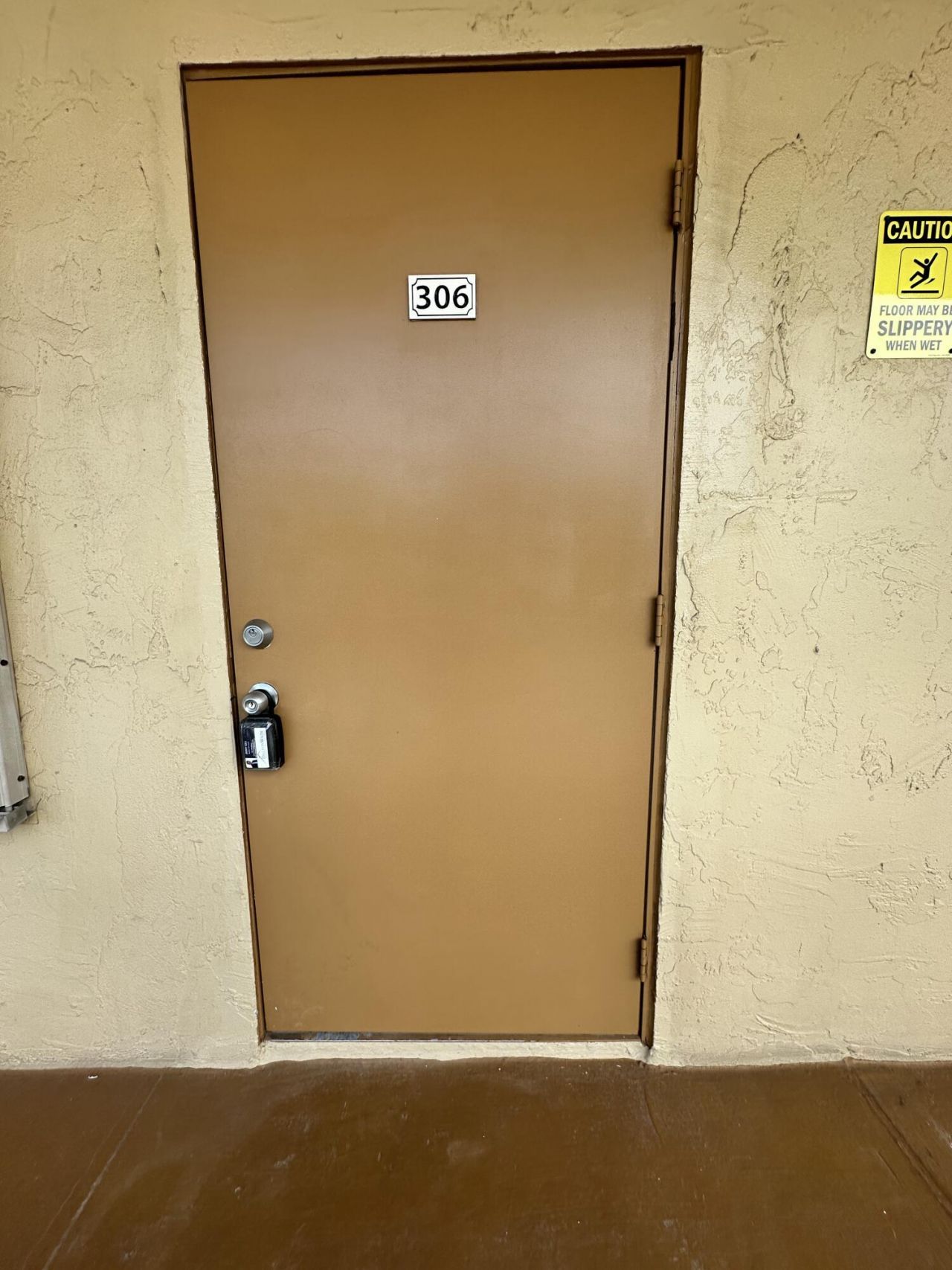 555 Purdy Lane, Unit 306, Palm Springs, FL 33461 Photo