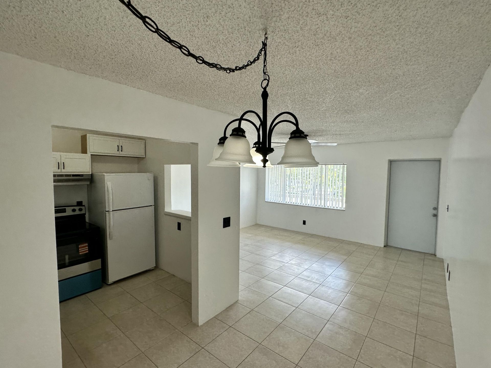 555 Purdy Lane, Unit 306, Palm Springs, FL 33461 Photo