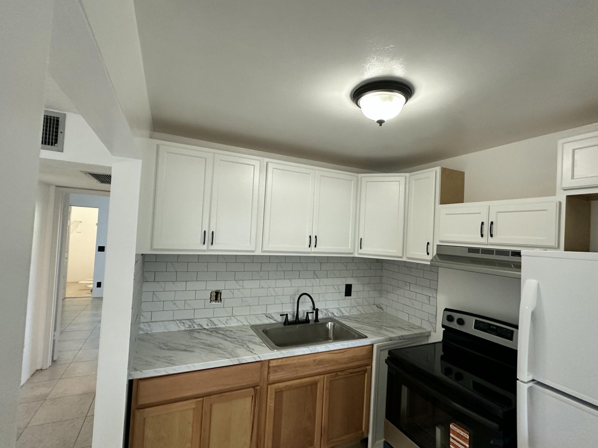 555 Purdy Lane, Unit 306, Palm Springs, FL 33461 Photo