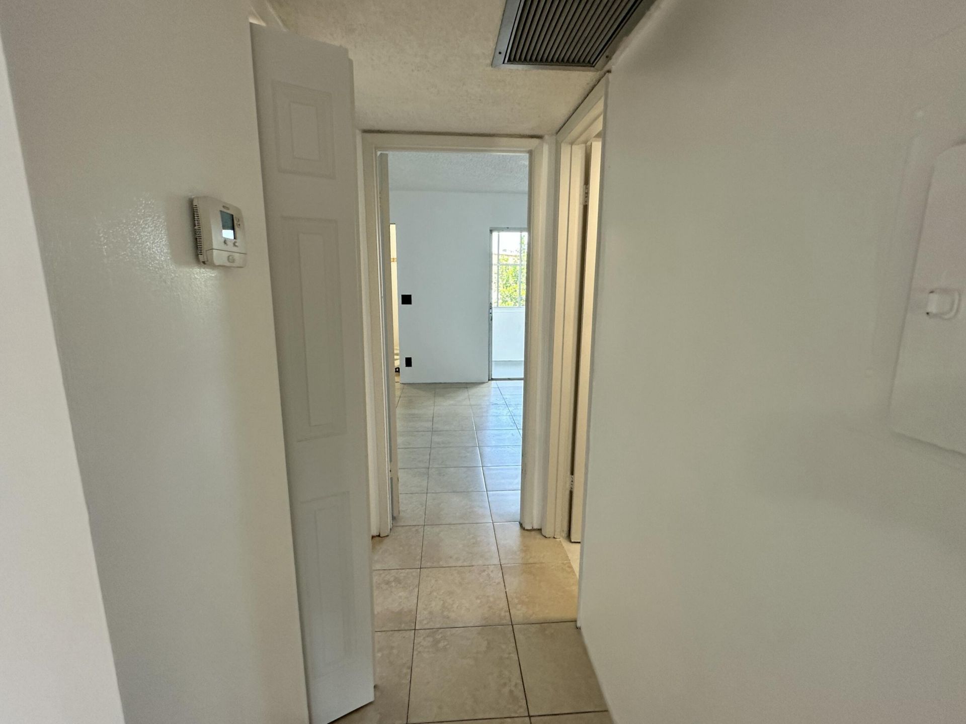 555 Purdy Lane, Unit 306, Palm Springs, FL 33461 Photo
