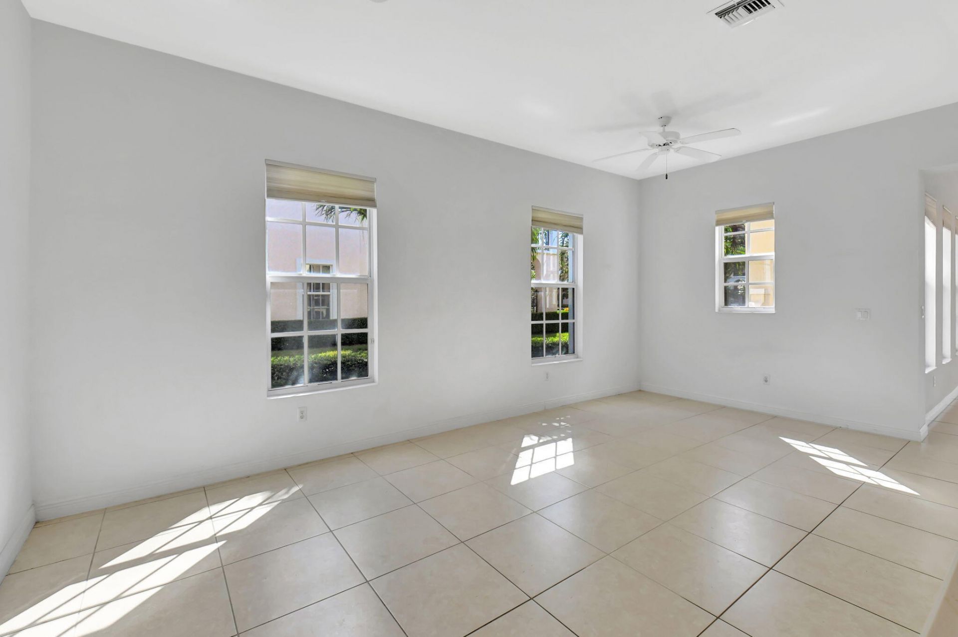838 NW 83rd Lane, Boca Raton, FL 33487 Photo