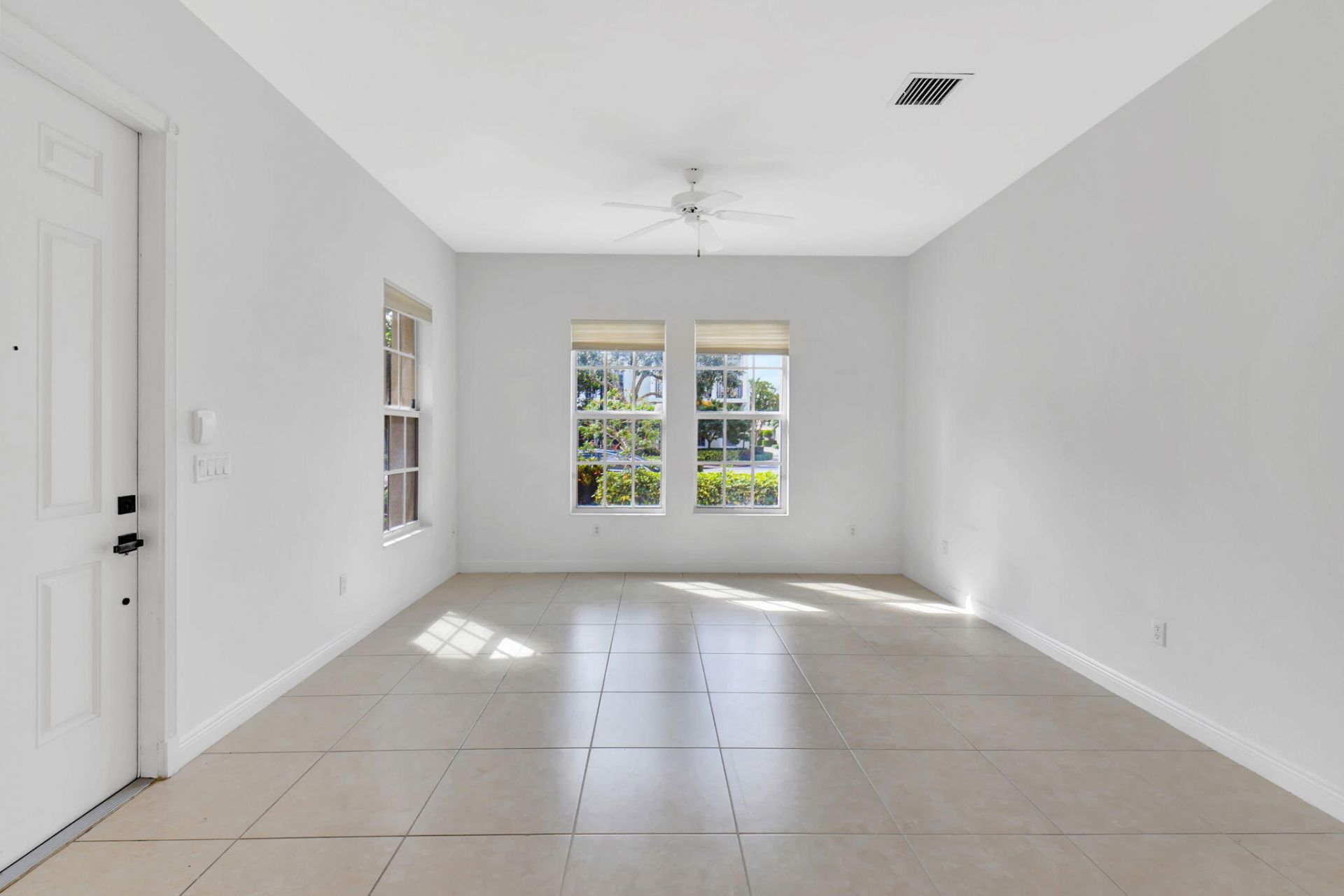 838 NW 83rd Lane, Boca Raton, FL 33487 Photo