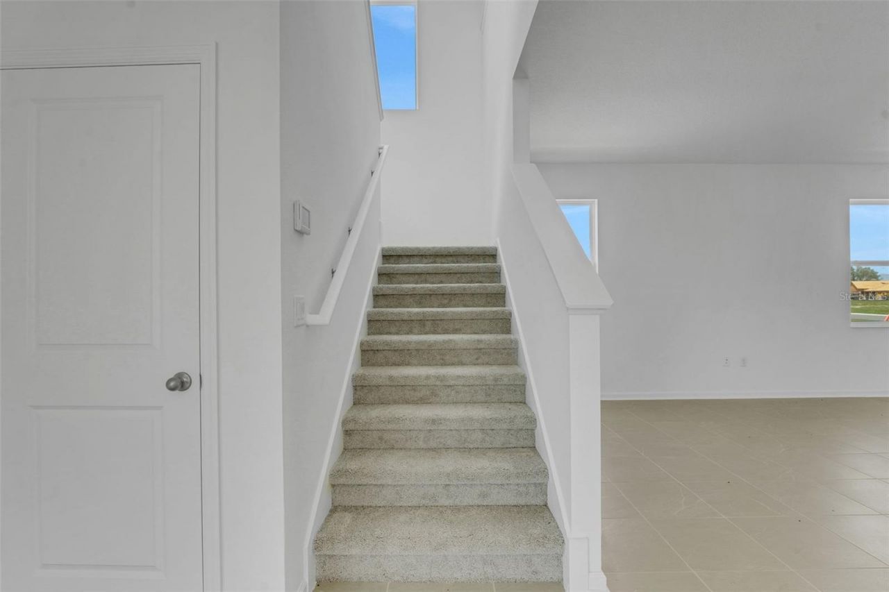 1006 Swamp Chestnut Loop, Lady Lake, FL 32159 Photo