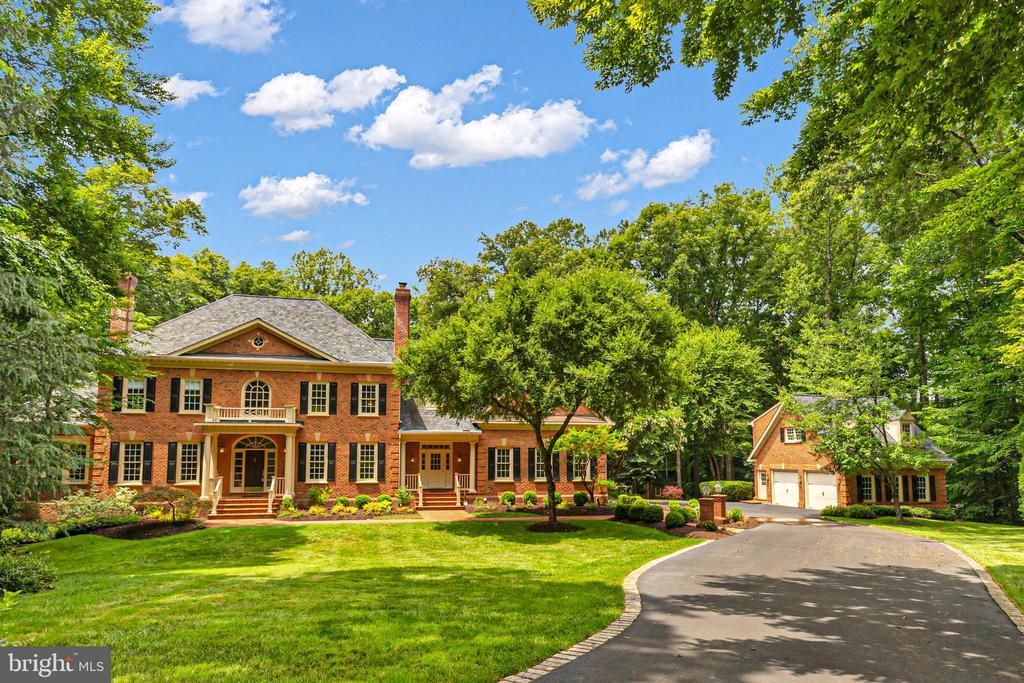8600 CATHEDRAL FOREST DRIVE, FAIRFAX STATION, VA 22039