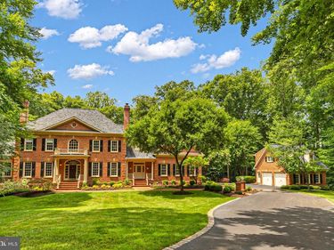 8600 CATHEDRAL FOREST DRIVE, FAIRFAX STATION, VA 22039