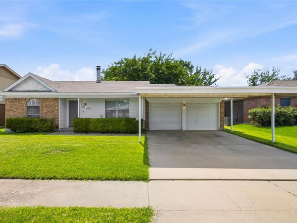 6601 Hughes Drive, Watauga, TX 76148