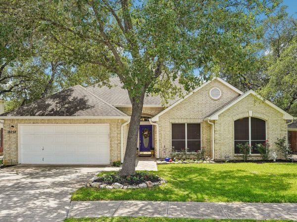 18727 Surreywood, San Antonio, TX 78258