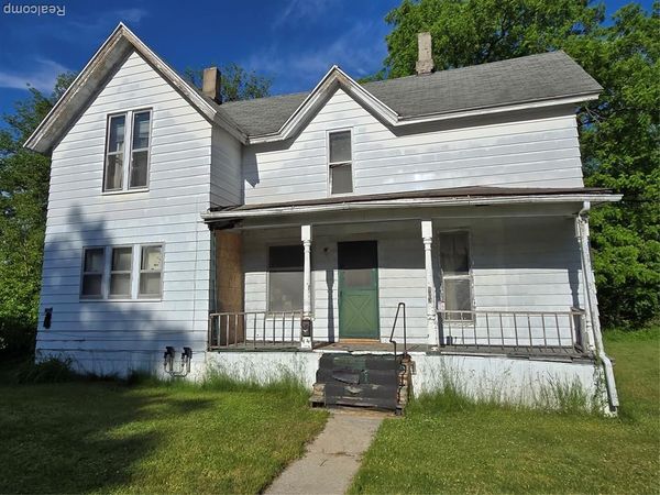 922 N 3rd Avenue, Saginaw, MI 48601