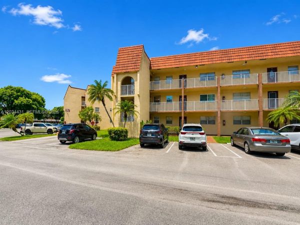 2801 N Pine Island Rd , Unit 304, Sunrise, FL 33322