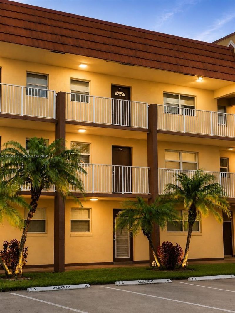 2801 N Pine Island Rd , Unit 304, Sunrise, FL 33322 Photo
