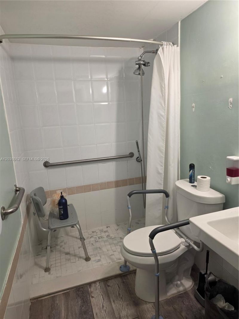 10220 SW 164th St , Miami, FL 33157 Photo