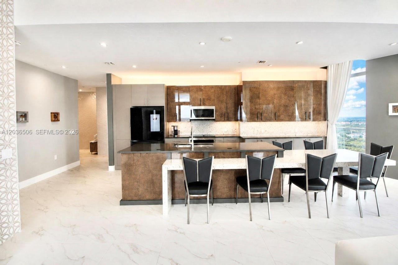 2000 Metropica Way , Unit 2609 & 261, Sunrise, FL 33323 Photo
