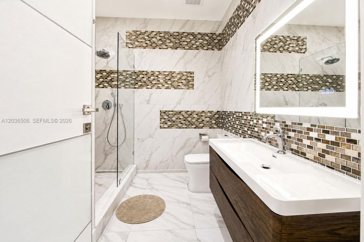 2000 Metropica Way , Unit 2609 & 261, Sunrise, FL 33323 Photo