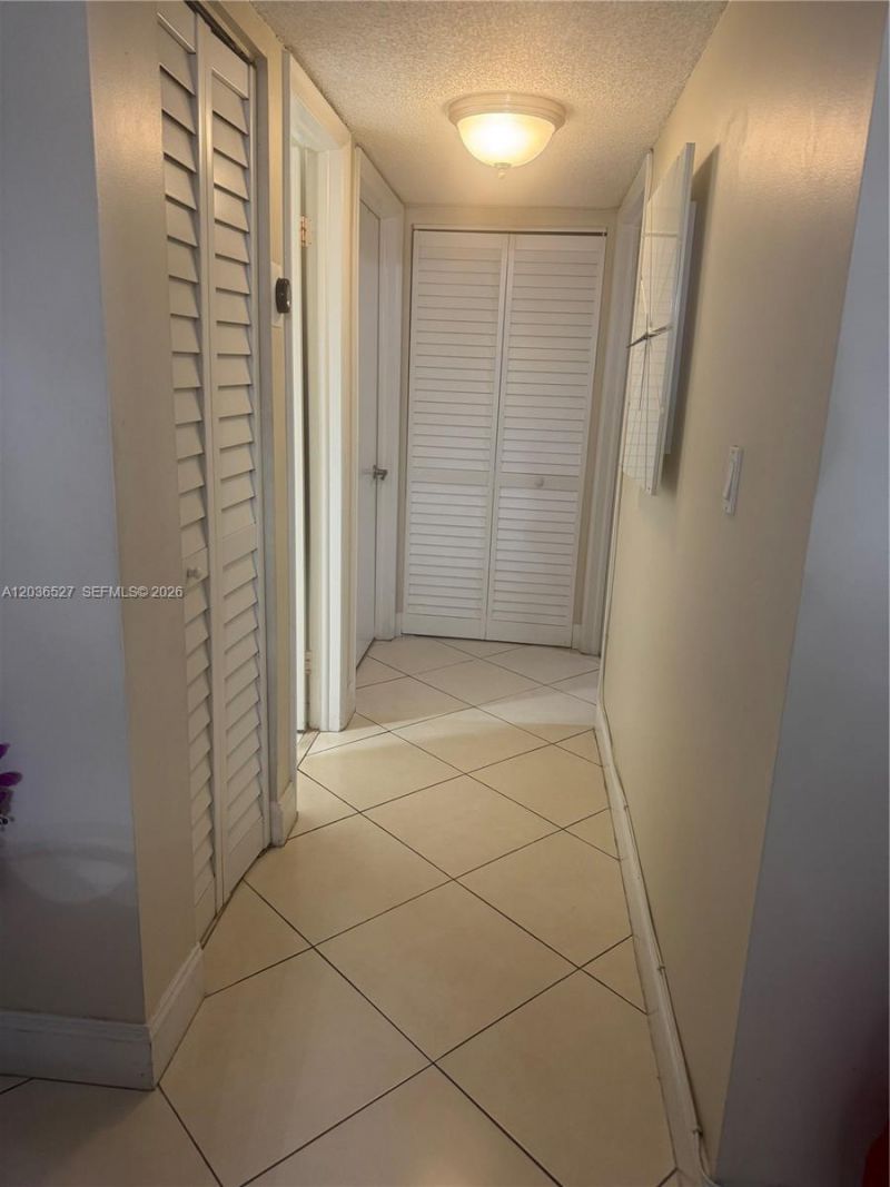 8625 NW 8th St , Unit 310, Miami, FL 33126 Photo