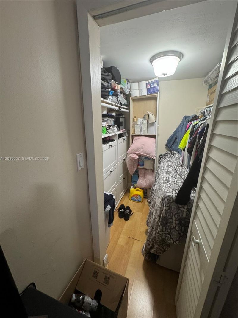 8625 NW 8th St , Unit 310, Miami, FL 33126 Photo