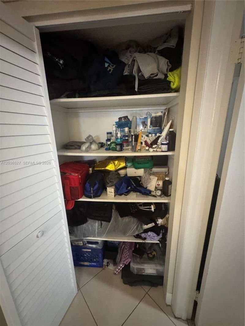 8625 NW 8th St , Unit 310, Miami, FL 33126 Photo