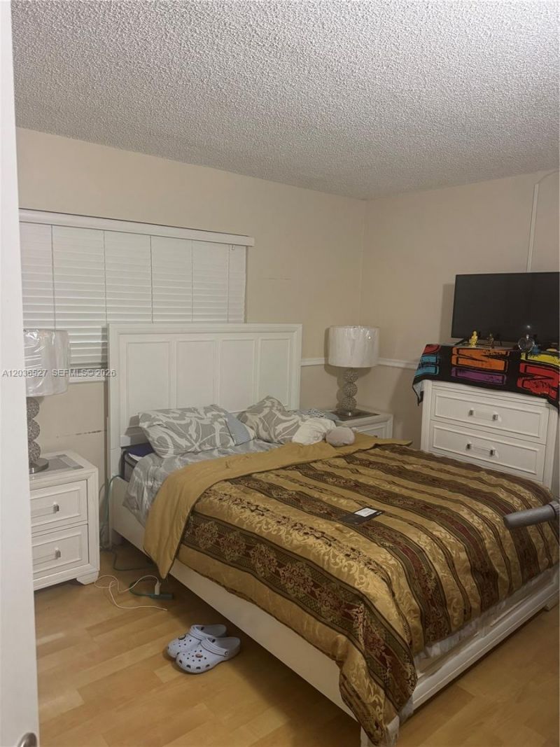8625 NW 8th St , Unit 310, Miami, FL 33126 Photo