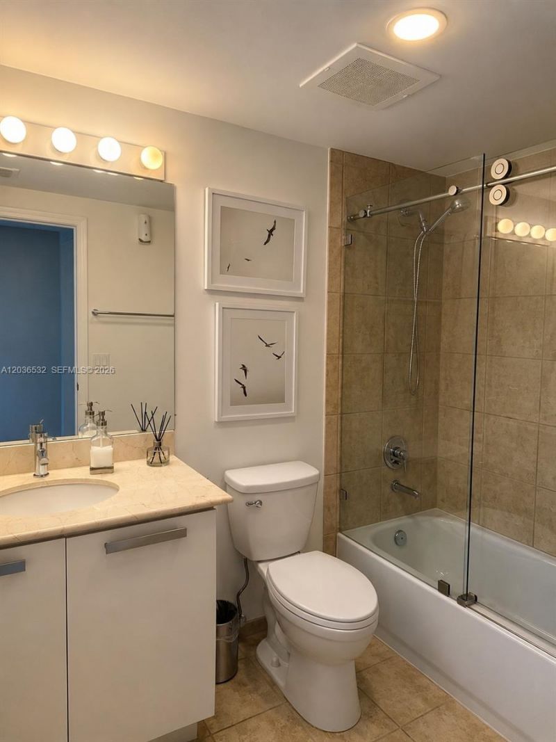 3000 NE 188th St, Unit 604, Aventura, FL 33180 Photo