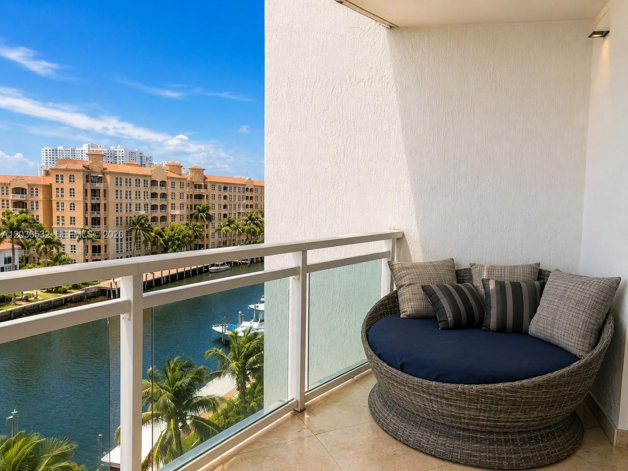 3000 NE 188th St, Unit 604, Aventura, FL 33180 Photo