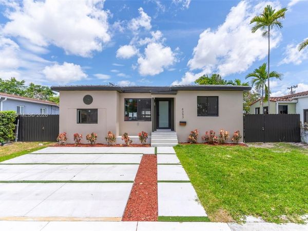 4353 SW 2nd St , Miami, FL 33134