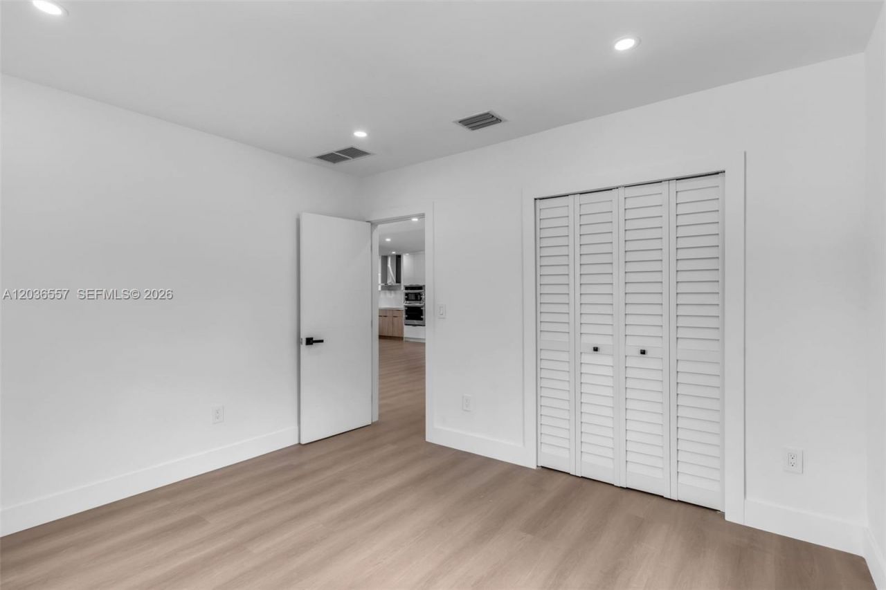 4353 SW 2nd St , Miami, FL 33134 Photo