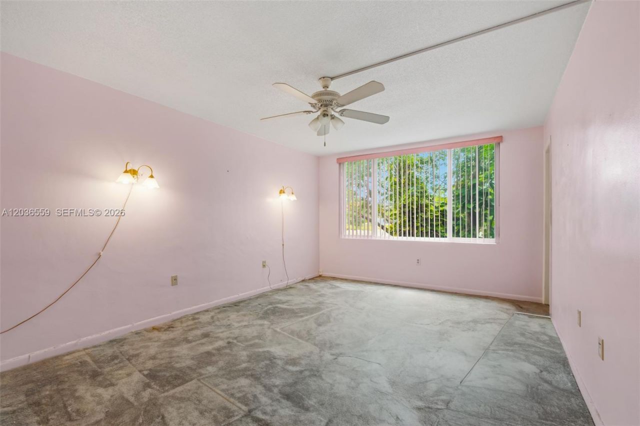 1201 NE 191st St , Unit G219, Miami, FL 33179 Photo