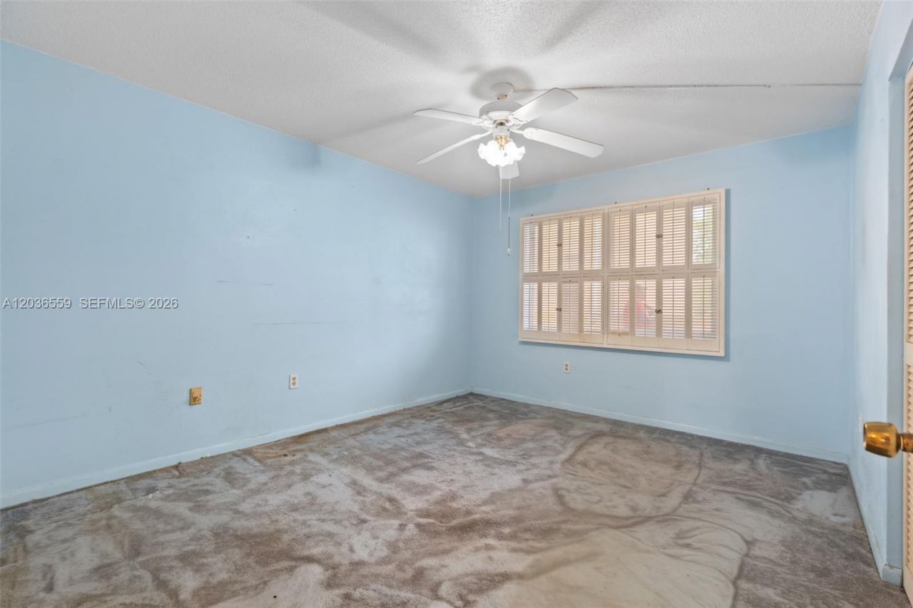 1201 NE 191st St , Unit G219, Miami, FL 33179 Photo