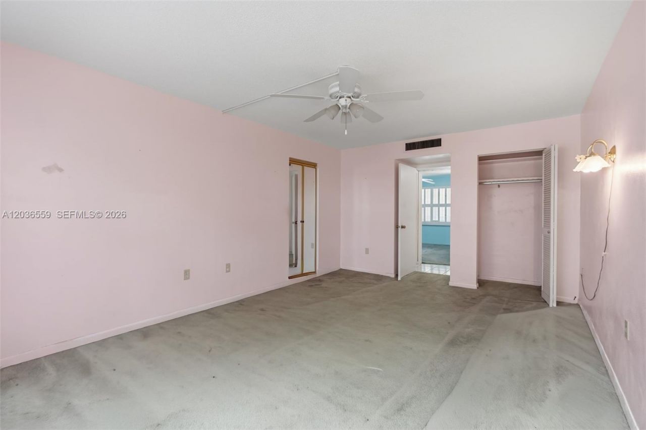1201 NE 191st St , Unit G219, Miami, FL 33179 Photo