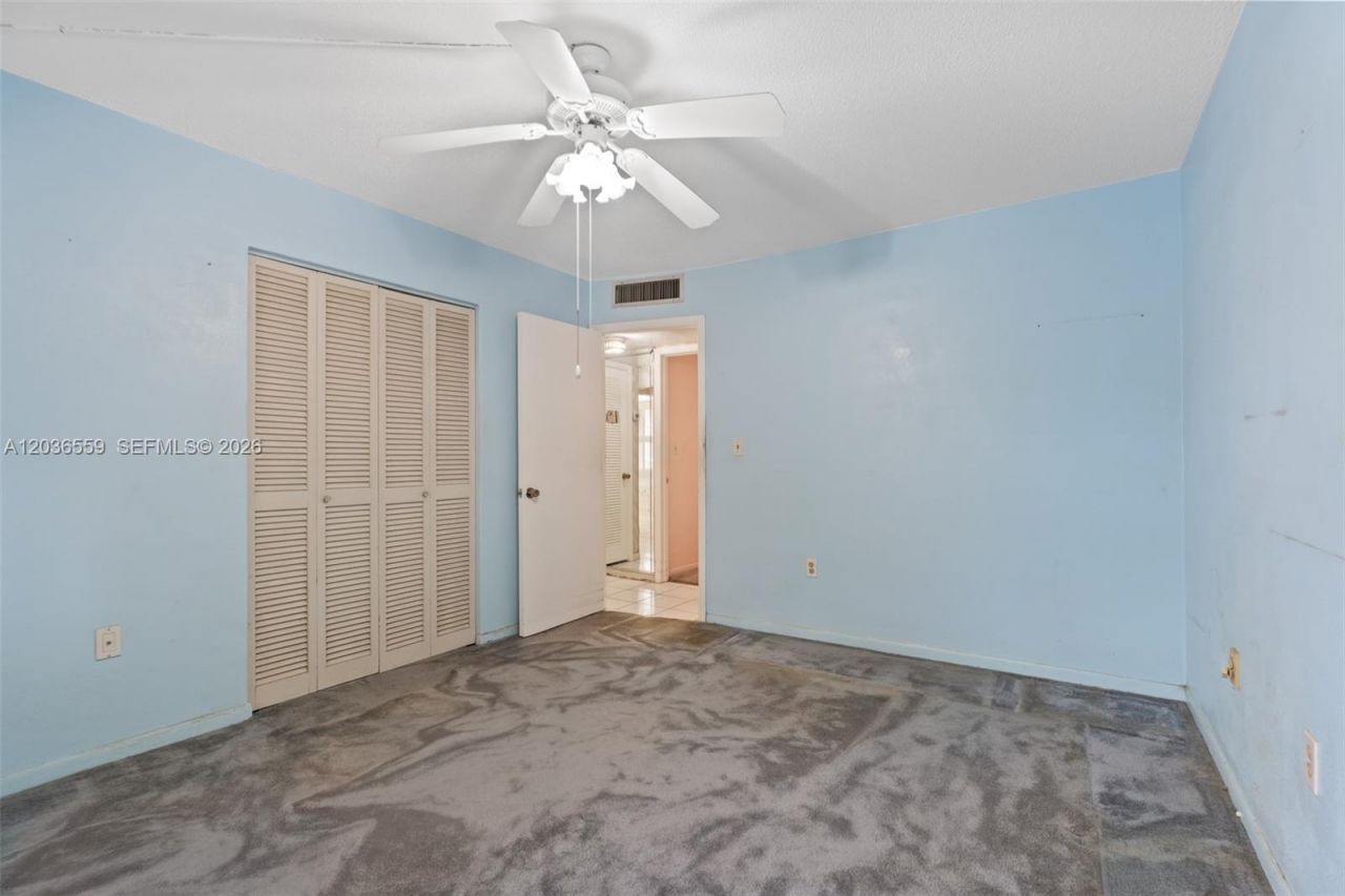 1201 NE 191st St , Unit G219, Miami, FL 33179 Photo