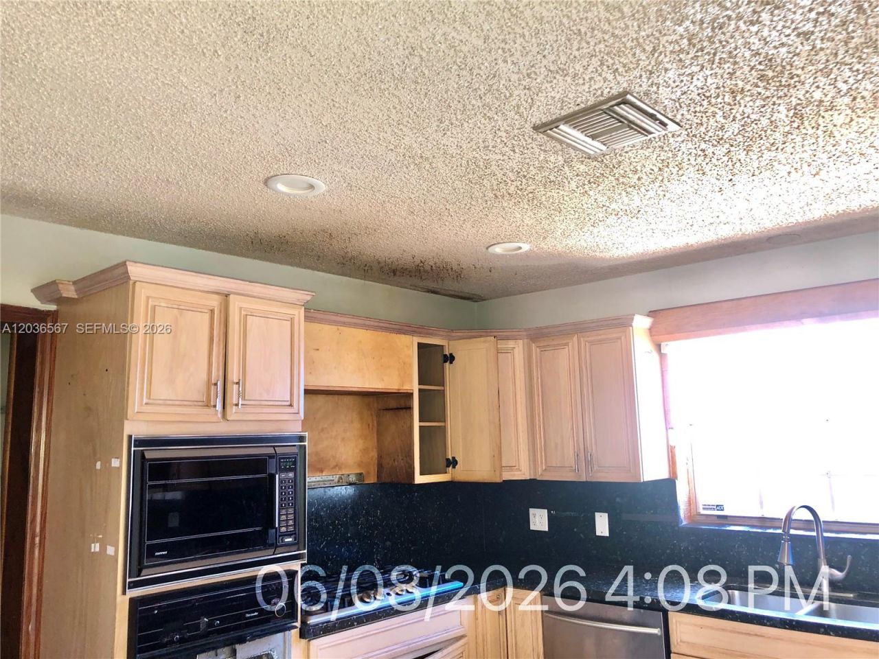 447 E 32nd St, Hialeah, FL 33013 Photo