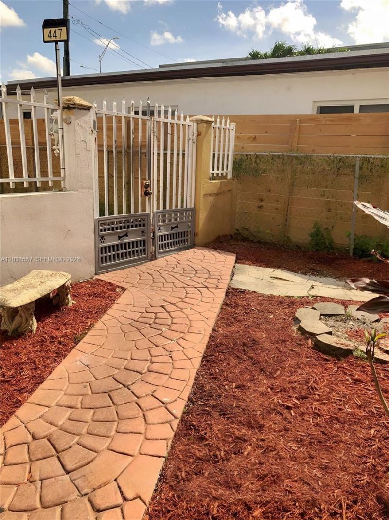 447 E 32nd St, Hialeah, FL 33013 Photo