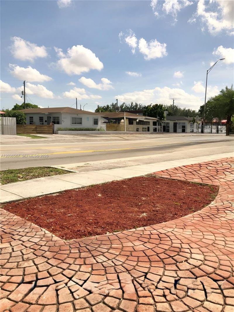 447 E 32nd St, Hialeah, FL 33013 Photo