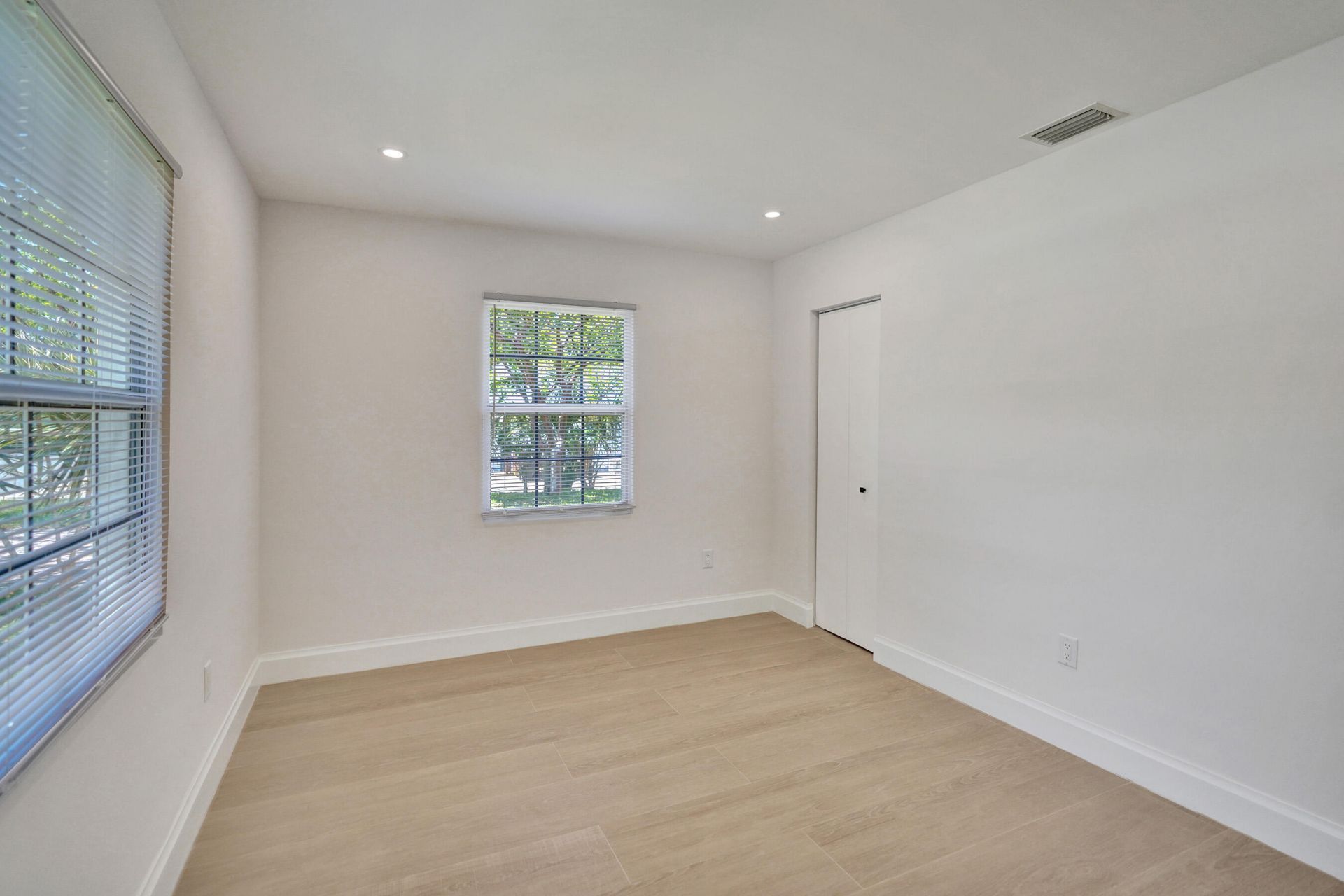 716 S Pine Street, Lake Worth Beach, FL 33460 Photo