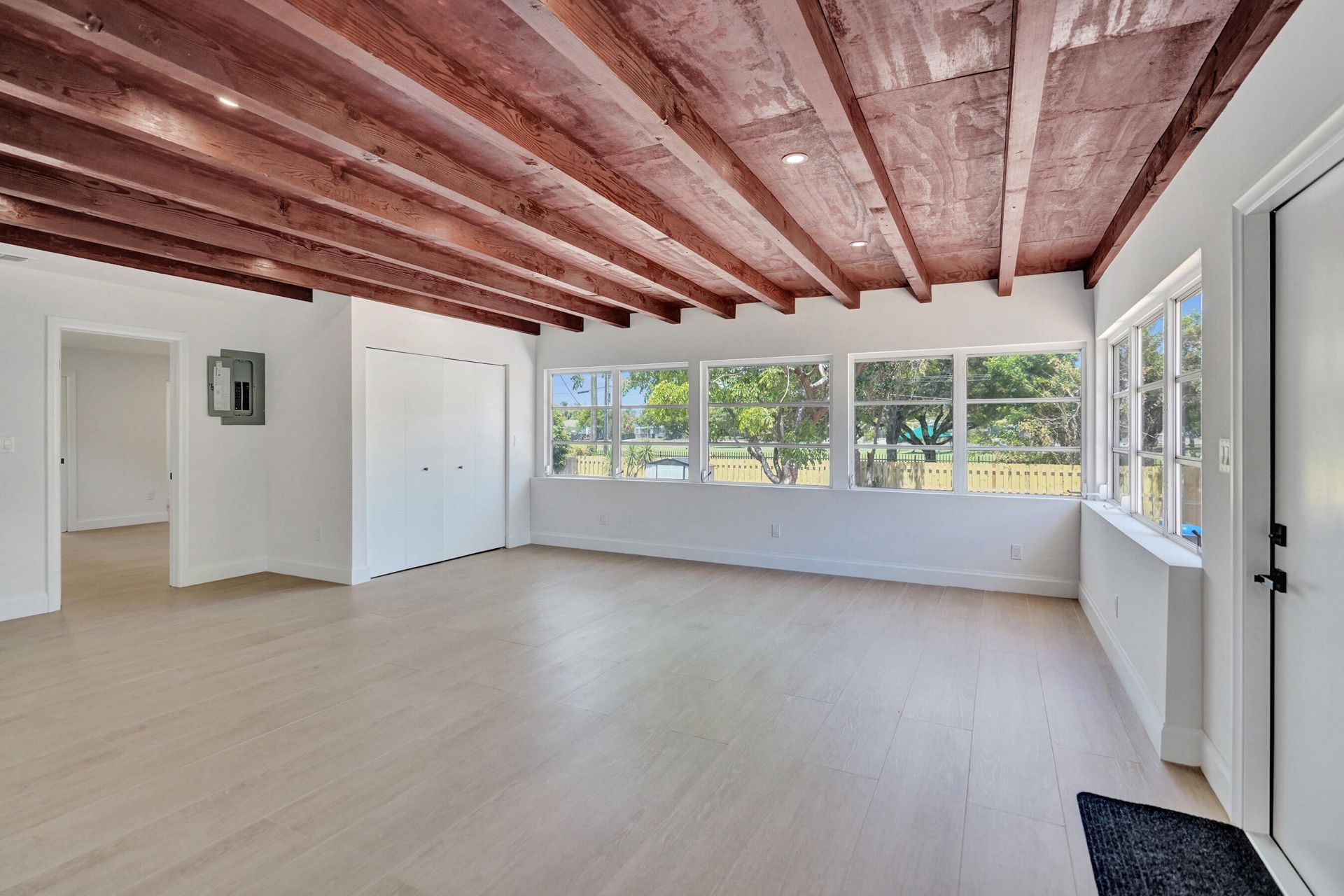 716 S Pine Street, Lake Worth Beach, FL 33460 Photo