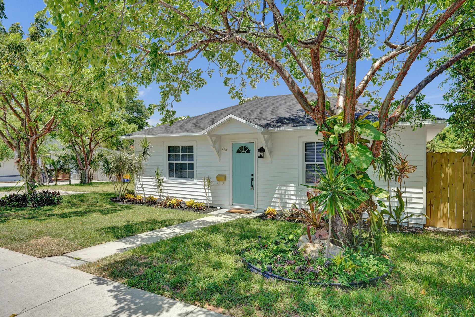 716 S Pine Street, Lake Worth Beach, FL 33460 Photo
