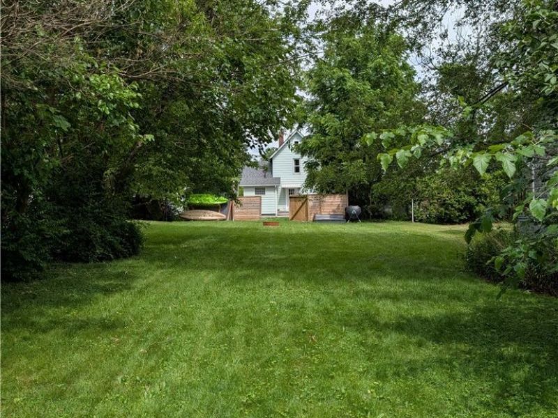 1633 Holland Court SW, Canton, OH 44706 Photo 10