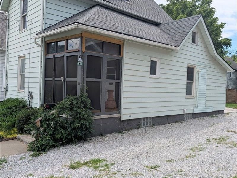 1633 Holland Court SW, Canton, OH 44706 Photo 4