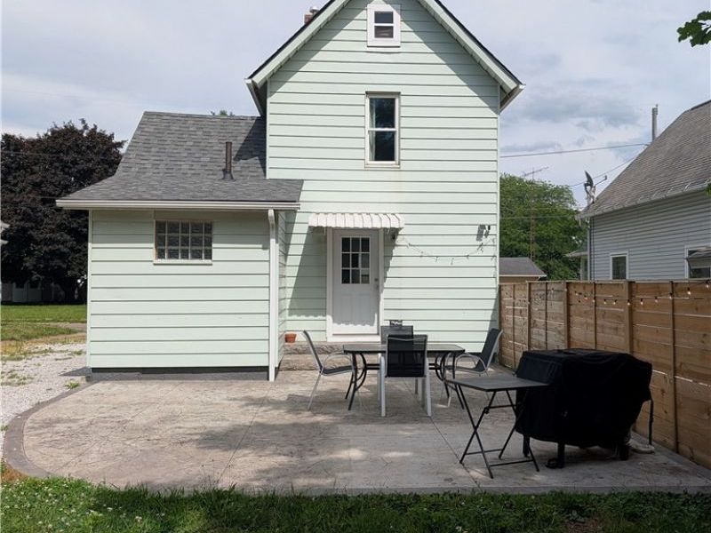 1633 Holland Court SW, Canton, OH 44706 Photo 5
