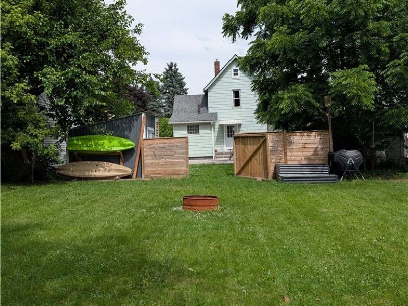 1633 Holland Court SW, Canton, OH 44706 Photo 9