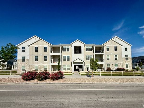 1753 N FESTIVE WAY , Unit 102, Saratoga Springs, UT 84045
